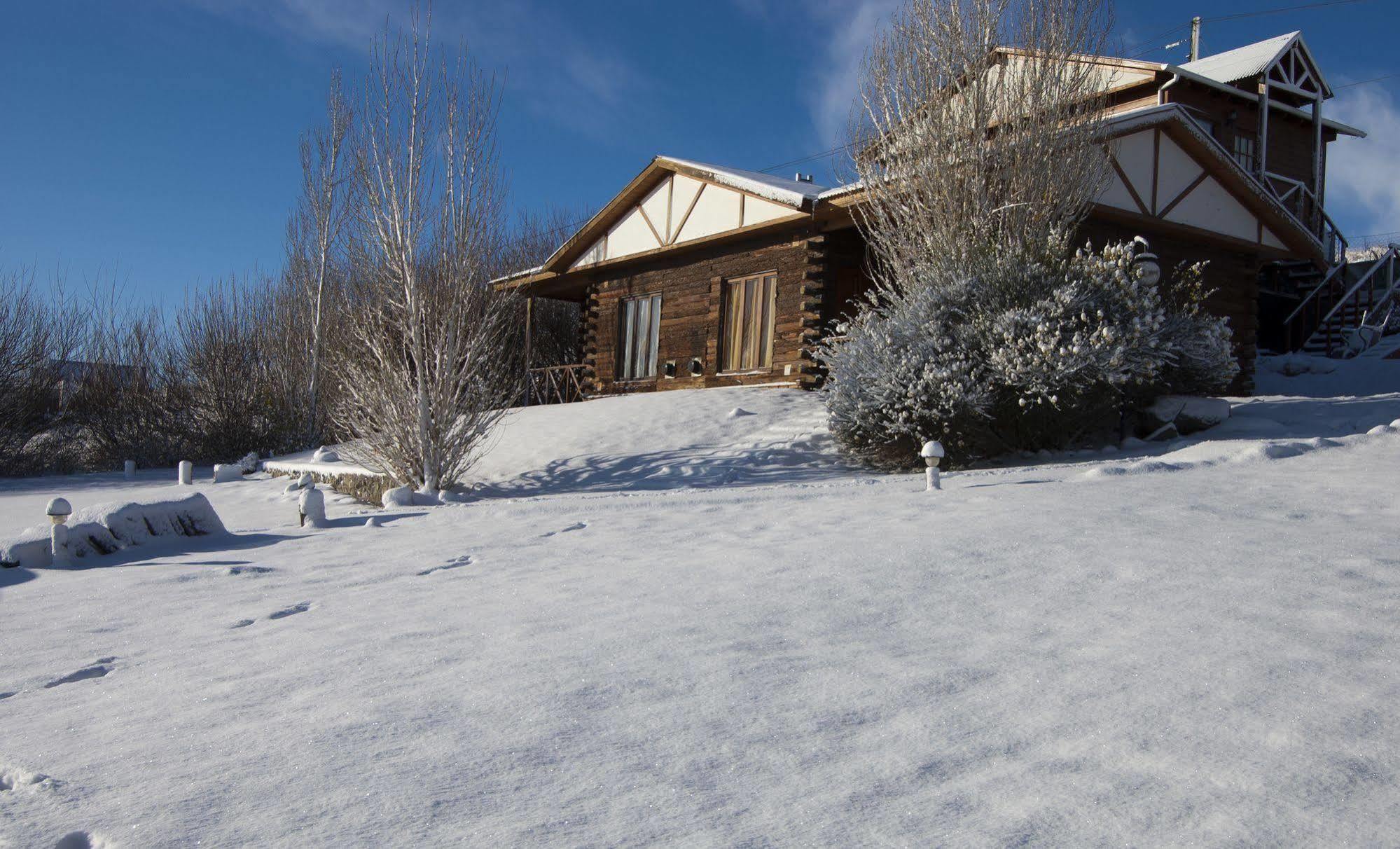 Cabanas Normana Inn El Calafate Exterior photo